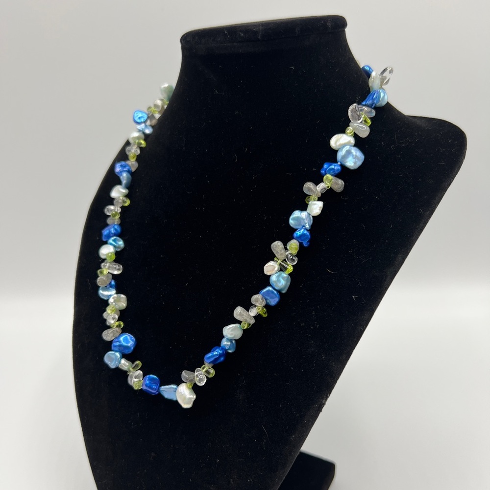Blue & Green Faux Pearl Necklace - Picture 3 of 4
